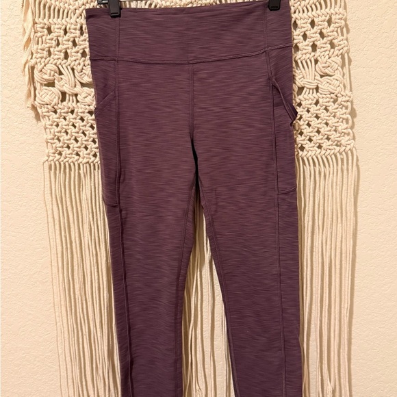 Lululemon Heathered Black Currant Invigorate High-Rise 25” Leggings – Women’s - Picture 2 of 3